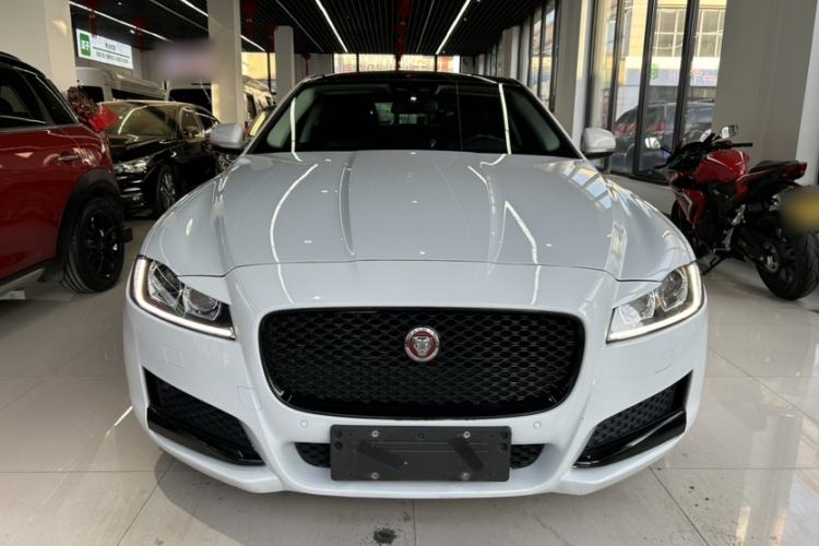 Used Jaguar XFL 2020 XFL 2.0T P200 Two-Wheel-Drive Rally Flag Edition Exterior 7