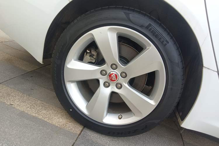 Used Jaguar XFL 2020 XFL 2.0T P200 Two-Wheel-Drive Elite Edition Exterior 8