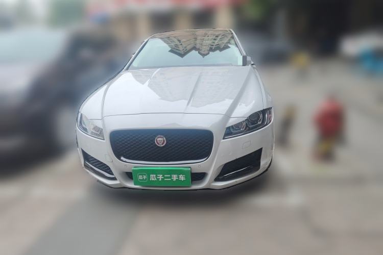 Used Jaguar XFL 2020 XFL 2.0T P200 Two-Wheel-Drive Rally Flag Edition Front