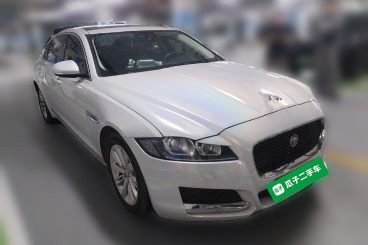Used Jaguar XFL 2020 XFL 2.0T P200 Two-Wheel-Drive Windflower Edition Front Right 45 Deg