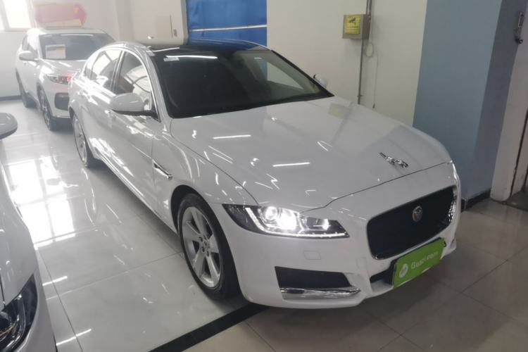 Used Jaguar XFL 2020 XFL 2.0T P200 Two-Wheel-Drive Elite Edition Front Right 45 Deg