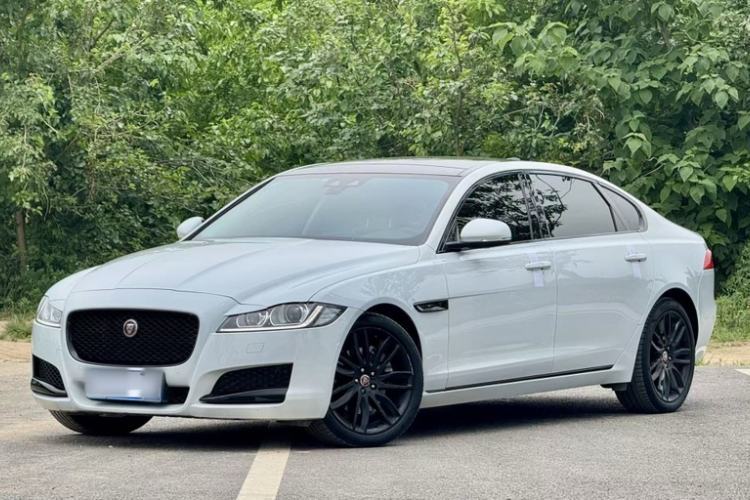 Used Jaguar XFL 2020 XFL 2.0T P200 Two-Wheel-Drive Rally Flag Edition Guazi used car, China used car export, Used car for sale, Used  cars, Cheapest cars for sale