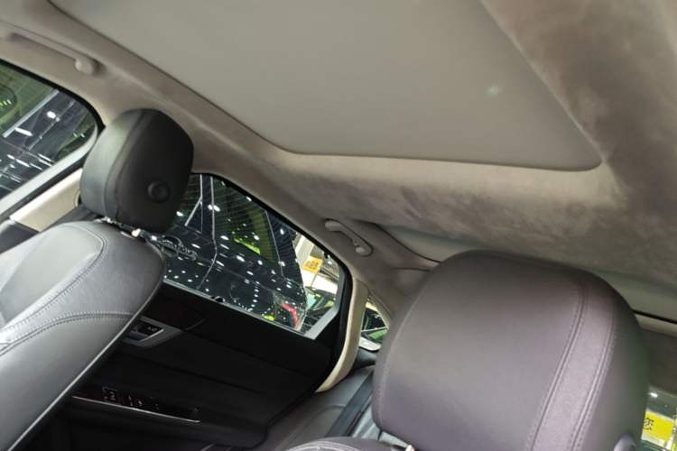Used Jaguar XFL 2020 XFL 2.0T P250 Four-Wheel Drive Luxury Edition Headliner