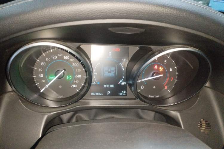 Used Jaguar XFL 2020 XFL 2.0T P200 Two-Wheel-Drive Windflower Edition Instrument Cluster