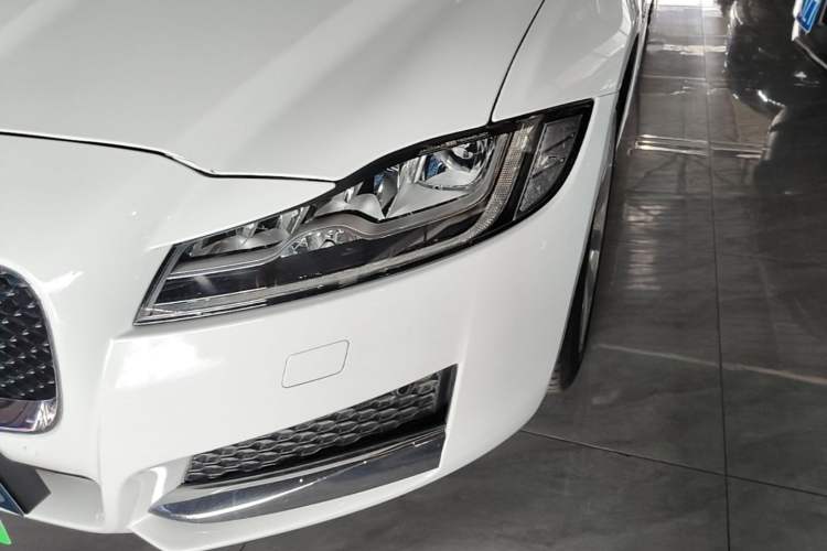 Used Jaguar XFL 2020 XFL 2.0T P250 Two-Wheel-Drive Luxury Edition Left Front Headlight