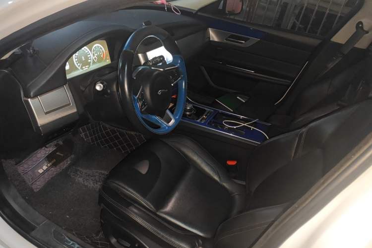 Used Jaguar XFL 2020 XFL 2.0T P200 Two-Wheel-Drive Elite Edition Left Front Seat