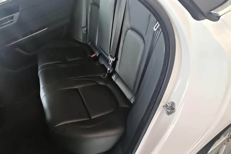 Used Jaguar XFL 2020 XFL 2.0T P200 Two-Wheel-Drive Elite Edition Left Rear Seat