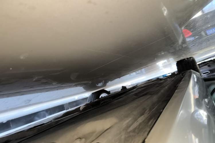 Used Jaguar XFL 2020 XFL 2.0T P200 Two-Wheel-Drive Rally Flag Edition Left Side Sill
