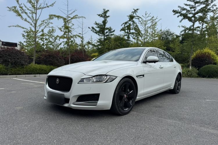 Jaguar XFL 2020 XFL 2.0T P200 Two-Wheel-Drive Elite Edition de segunda mano Guazi used car, China used car export, Used car for sale, Used  cars, Cheapest cars for sale