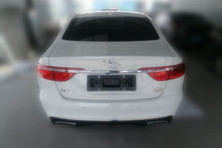 Used Jaguar XFL 2020 XFL 2.0T P250 Two-Wheel-Drive Luxury Edition Rear