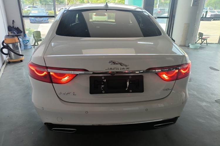 Used Jaguar XFL 2020 XFL 2.0T P200 Two-Wheel-Drive Elite Edition Rear