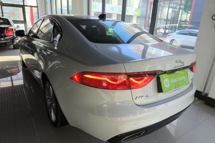 Used Jaguar XFL 2020 XFL 2.0T P200 Two-Wheel-Drive Rally Flag Edition Rear Left 45 Deg