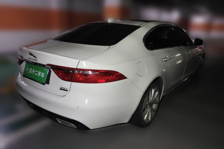 Used Jaguar XFL 2020 XFL 2.0T P250 Two-Wheel-Drive Luxury Edition Rear Right 45 Deg