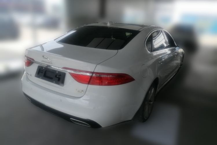 Used Jaguar XFL 2020 XFL 2.0T P250 Two-Wheel-Drive Luxury Edition Rear Right 45 Deg
