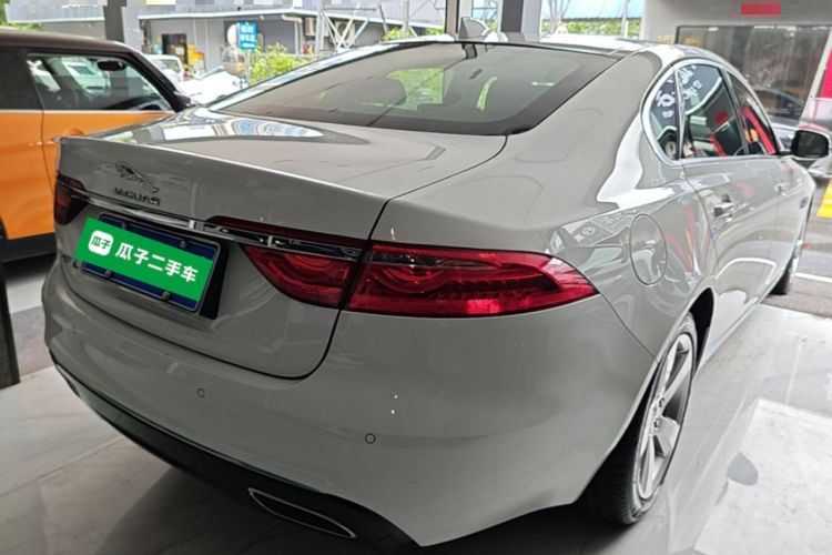 Used Jaguar XFL 2020 XFL 2.0T P200 Two-Wheel-Drive Elite Edition Rear Right 45 Deg
