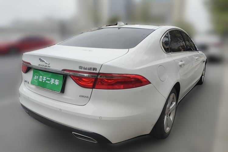Used Jaguar XFL 2020 XFL 2.0T P200 Two-Wheel-Drive Elite Edition Rear Right 45 Deg