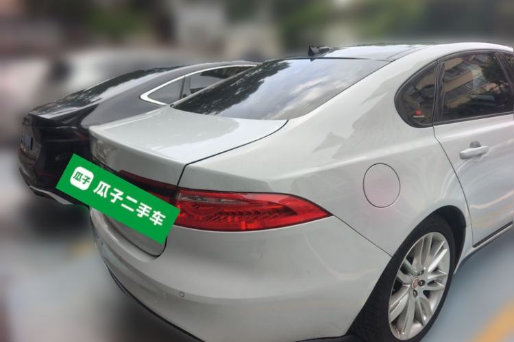 Used Jaguar XFL 2020 XFL 2.0T P200 Two-Wheel-Drive Rally Flag Edition Rear Right 45 Deg