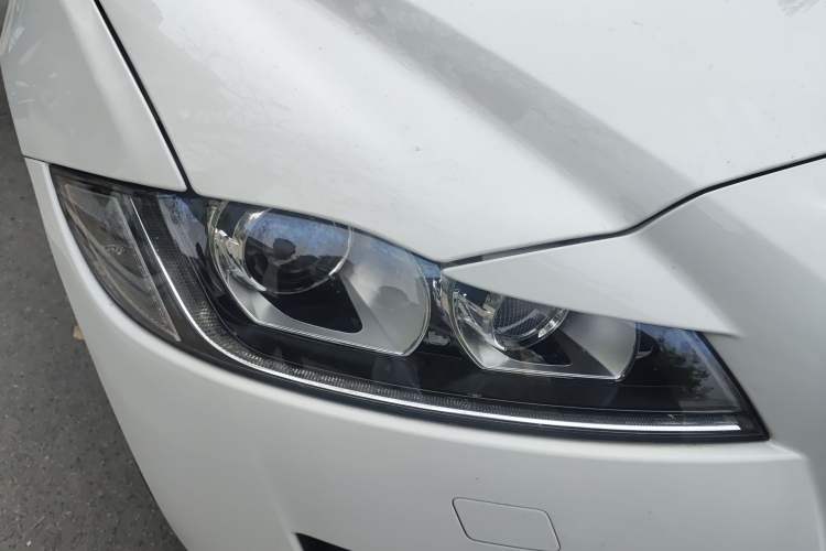 Used Jaguar XFL 2020 XFL 2.0T P200 Two-Wheel-Drive Elite Edition Right Front Headlight
