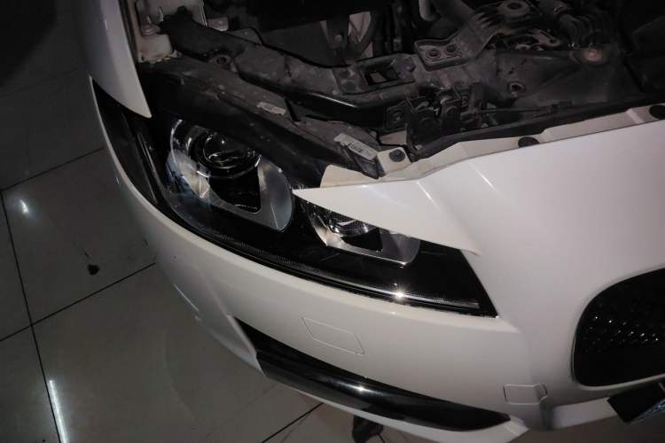 Used Jaguar XFL 2020 XFL 2.0T P200 Two-Wheel-Drive Windflower Edition Right Front Headlight