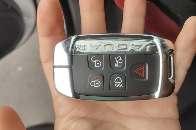Used Jaguar XFL 2020 XFL 2.0T P200 Two-Wheel-Drive Elite Edition Vehicle Key