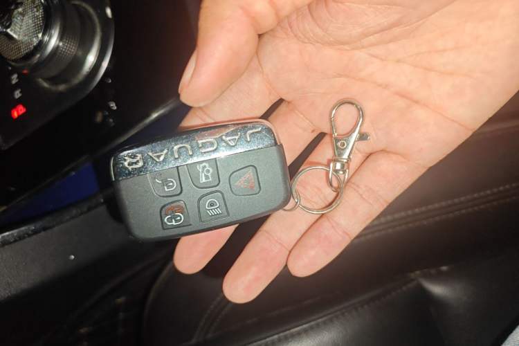Used Jaguar XFL 2020 XFL 2.0T P200 Two-Wheel-Drive Elite Edition Vehicle Key