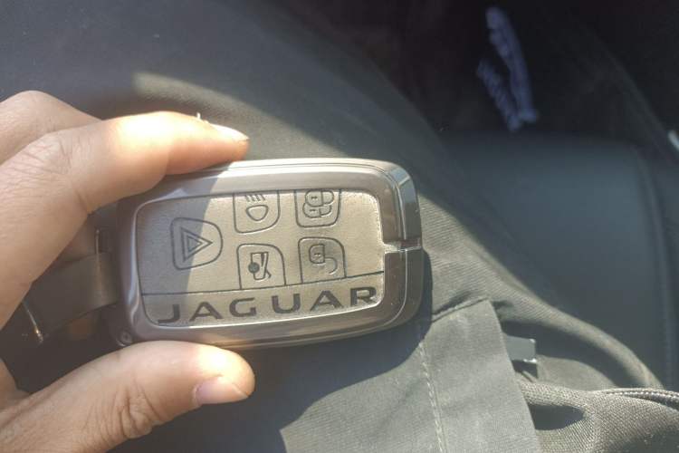 Used Jaguar XFL 2020 XFL 2.0T P200 Two-Wheel-Drive Windflower Edition Vehicle Key