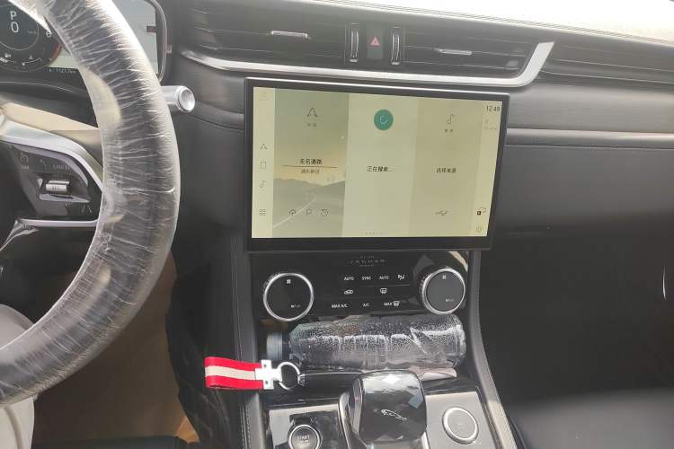 Used Jaguar XFL 2021 XFL 2.0T P200 Two-Wheel-Drive Elite Luxury Edition Audio And AC Panel