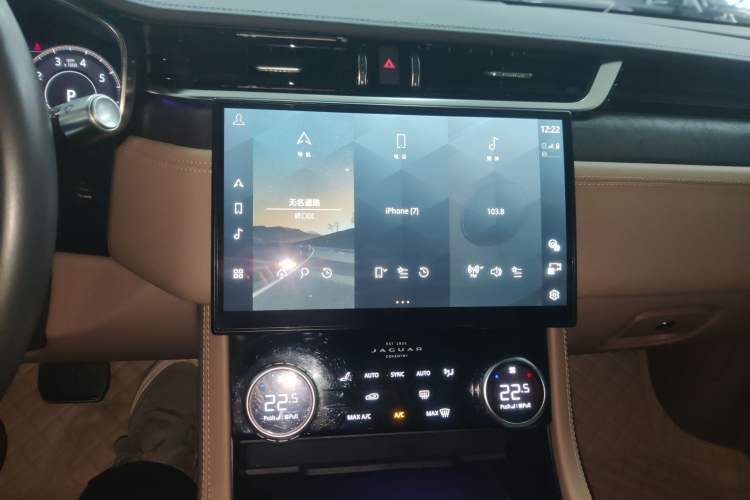 Used Jaguar XFL 2021 XFL 2.0T P250 Two-Wheel-Drive Luxury Deluxe Edition Audio And AC Panel