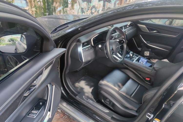 Used Jaguar XFL 2021 XFL 2.0T P250 Two-Wheel-Drive Elite Sport Edition Driver Seat