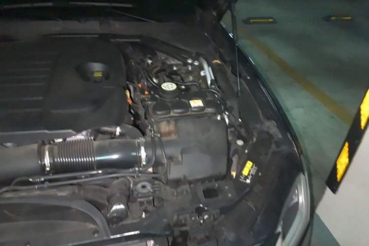 Used Jaguar XFL 2021 XFL 2.0T P200 Two-Wheel-Drive Elite Luxury Edition Engine Bay Left