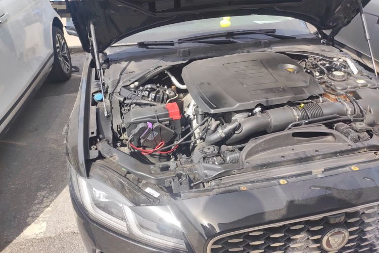 Used Jaguar XFL 2021 XFL 2.0T P200 Two-Wheel-Drive Elite Luxury Edition Engine Bay Right