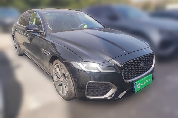 Used Jaguar XFL 2021 XFL 2.0T P200 Two-Wheel-Drive Elite Luxury Edition Front Right 45 Deg