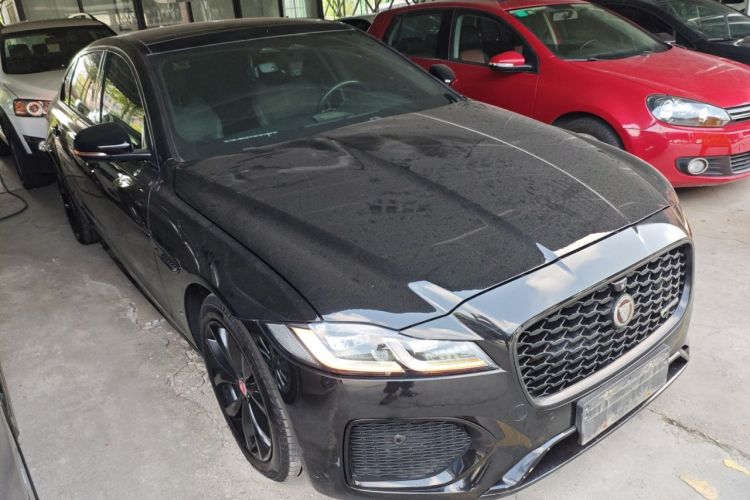 Used Jaguar XFL 2021 XFL 2.0T P250 All-Wheel-Drive Shimmering Black Sport Edition Front Right 45 Deg