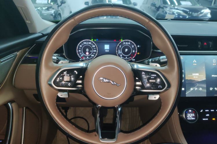 Used Jaguar XFL 2021 XFL 2.0T P250 Two-Wheel-Drive Luxury Deluxe Edition Steering Wheel