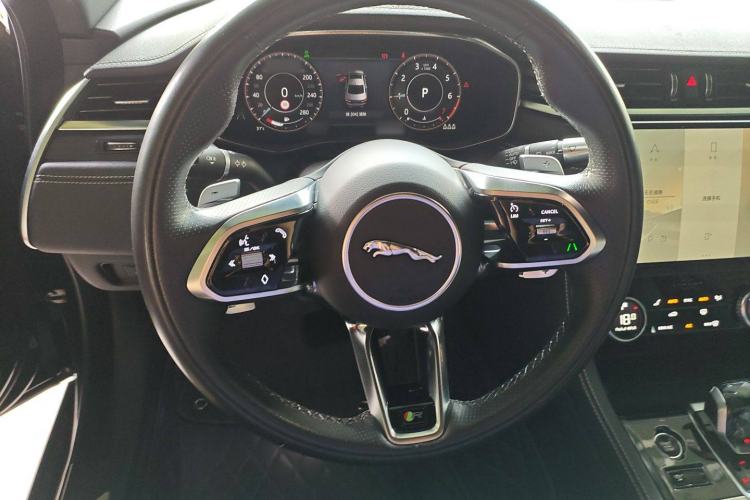 Used Jaguar XFL 2021 XFL 2.0T P250 All-Wheel-Drive Shimmering Black Sport Edition Steering Wheel