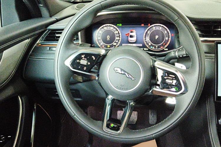 Used Jaguar XFL 2021 XFL 2.0T P250 Two-Wheel-Drive Elite Sport Edition Steering Wheel