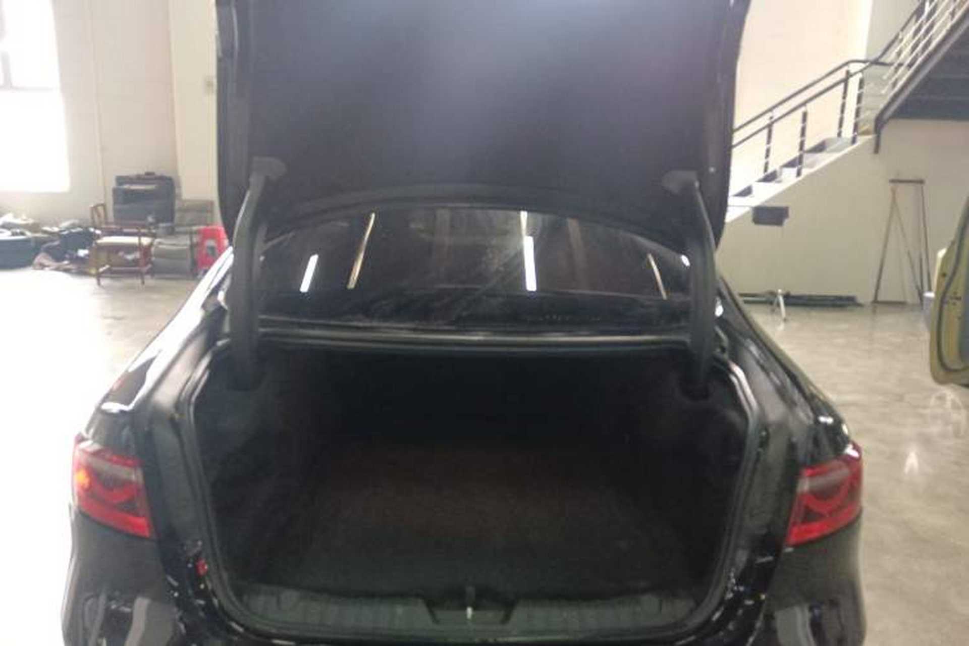 Used Jaguar XFL 2021 XFL 2.0T P250 Two-Wheel-Drive Elite Sport Edition Trunk