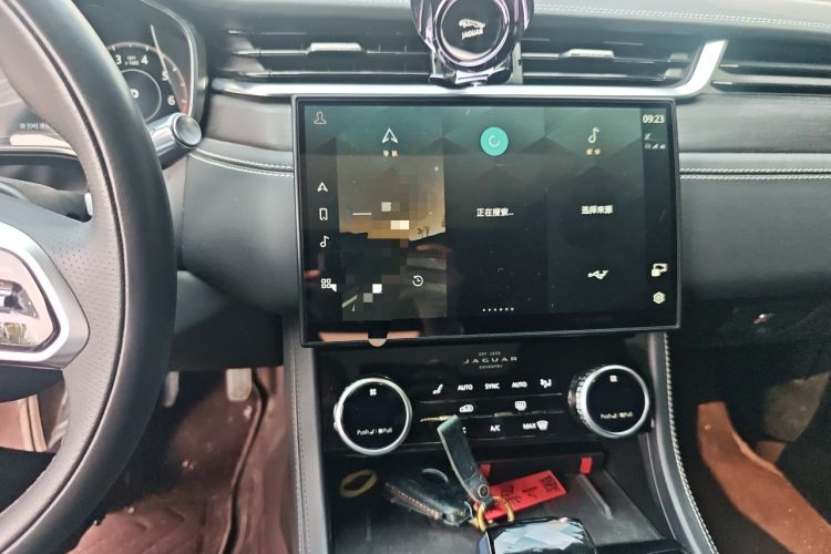 Used Jaguar XFL 2021 XFL 2.0T P250 Two-Wheel-Drive Elite Sport Edition Audio And AC Panel