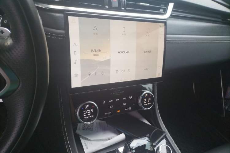 Used Jaguar XFL 2021 XFL 2.0T P250 Two-Wheel-Drive Elite Sport Edition Audio And AC Panel