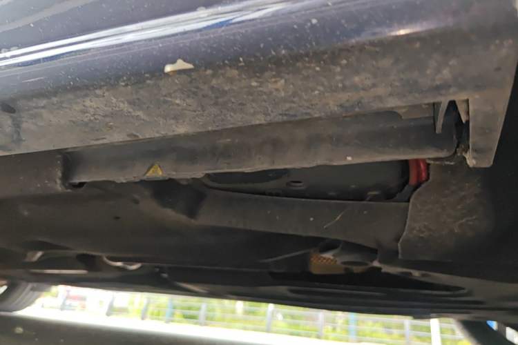 Used Jaguar XFL 2021 XFL 2.0T P300 All-Wheel-Drive Flagship Sport Edition Chassis Front Right