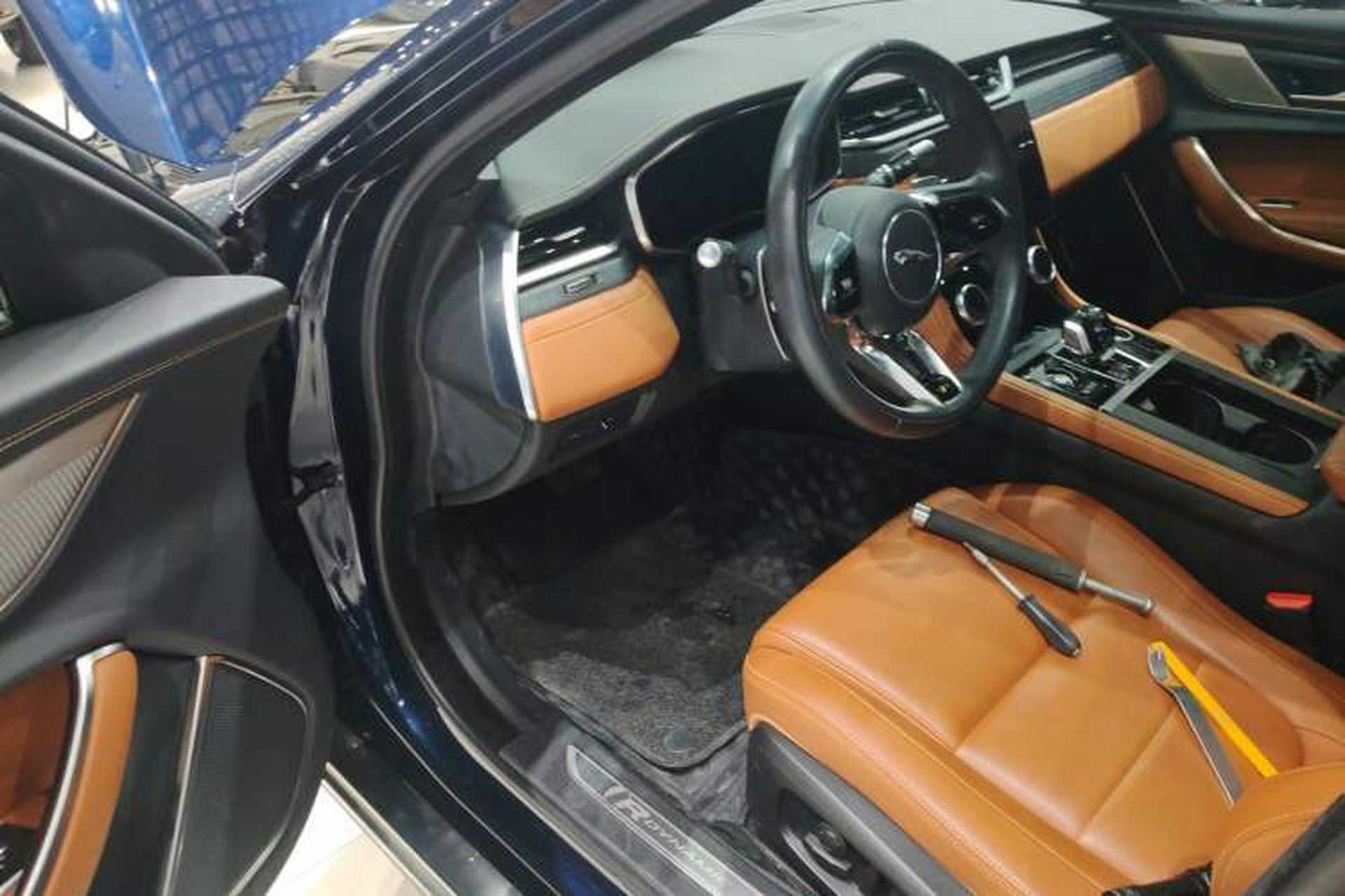 Used Jaguar XFL 2021 XFL 2.0T P250 Two-Wheel-Drive Elite Sport Edition Driver Seat