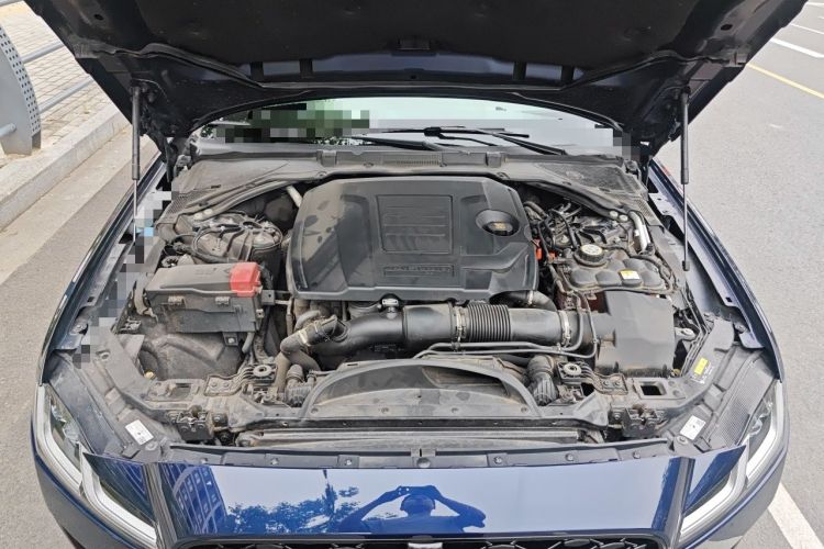 Used Jaguar XFL 2021 XFL 2.0T P300 All-Wheel-Drive Flagship Sport Edition Engine Bay