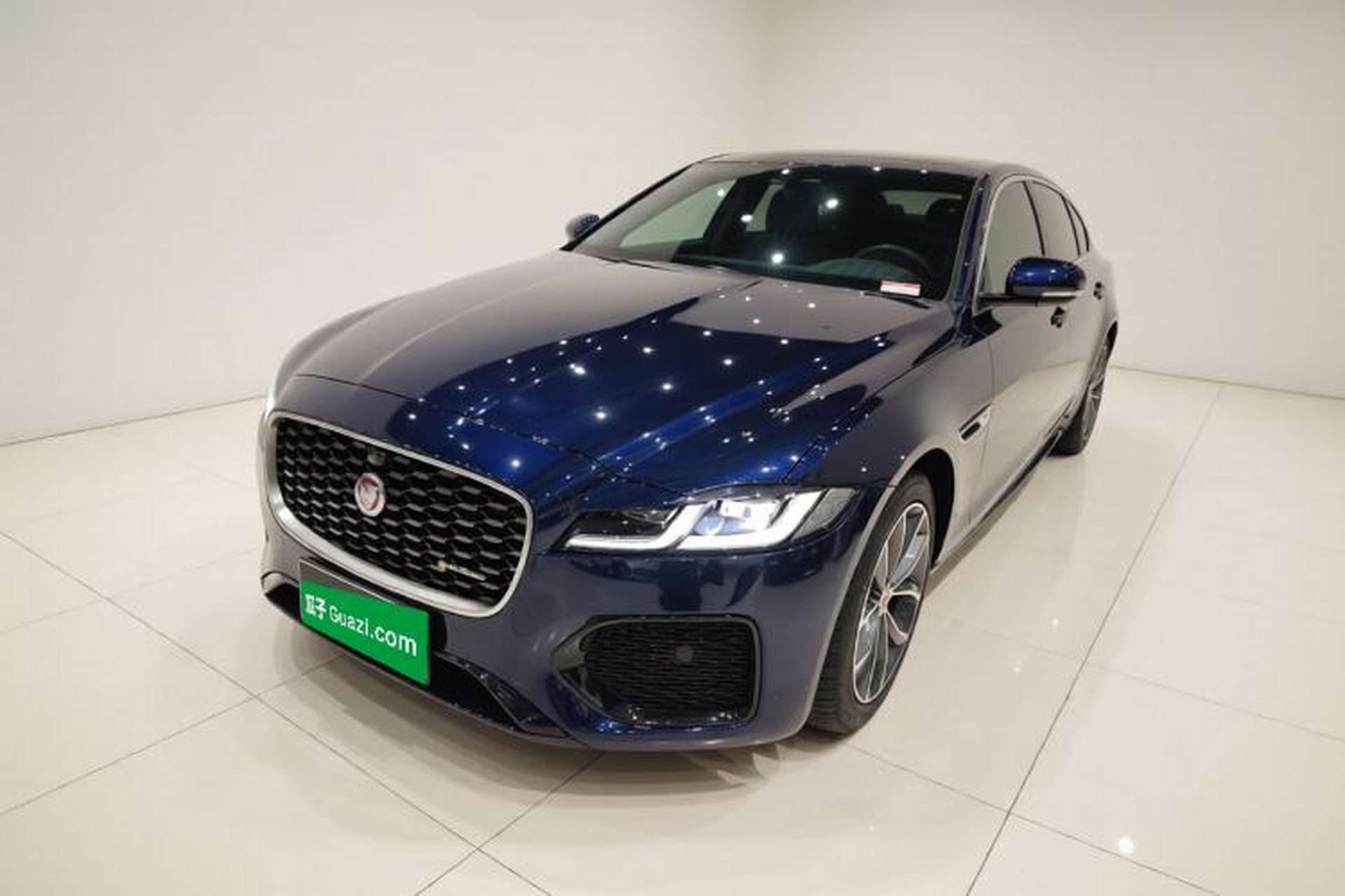 Used Jaguar XFL 2021 XFL 2.0T P250 Two-Wheel-Drive Elite Sport Edition Front Left 45 Deg