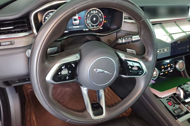 Used Jaguar XFL 2021 XFL 2.0T P200 Two-Wheel-Drive Elite Luxury Edition Steering Wheel