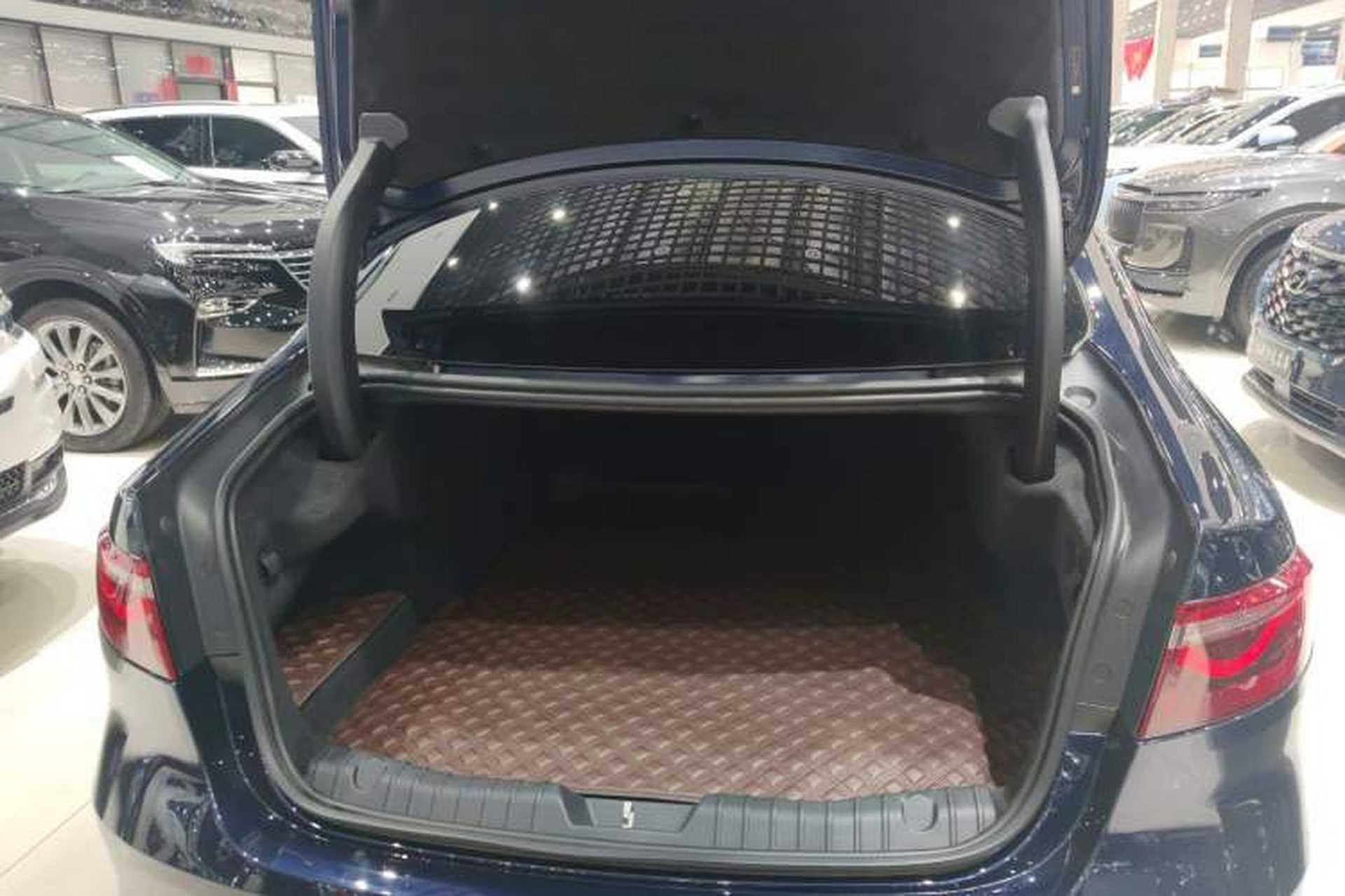 Used Jaguar XFL 2021 XFL 2.0T P250 Two-Wheel-Drive Elite Sport Edition Trunk