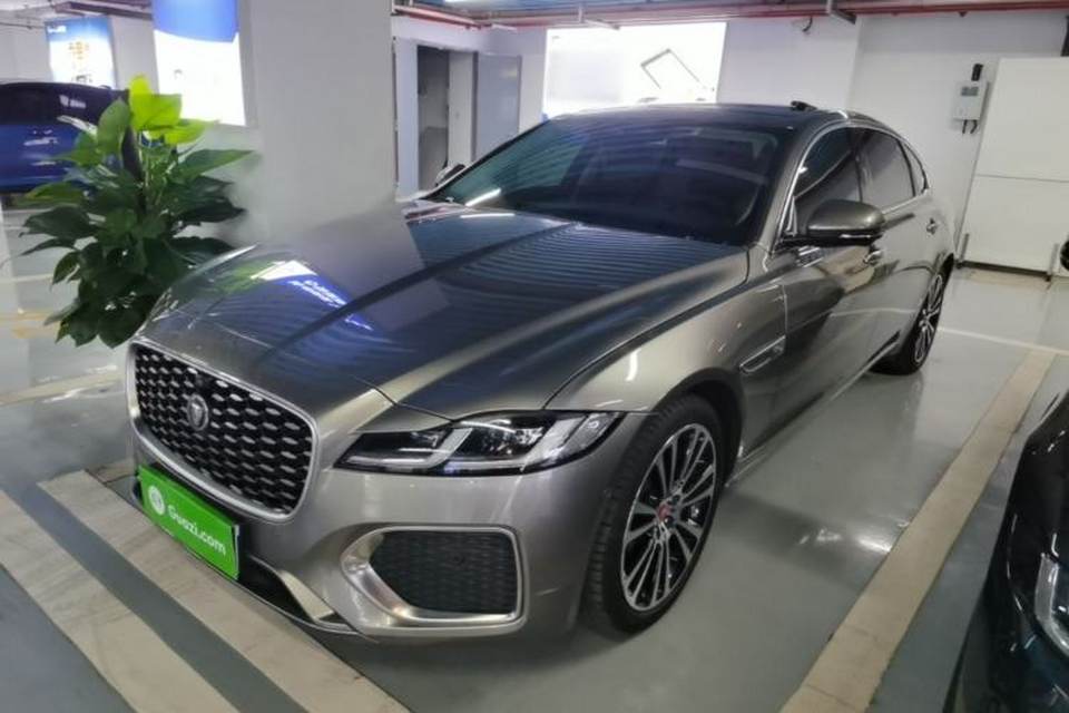 Jaguar XFL 2021