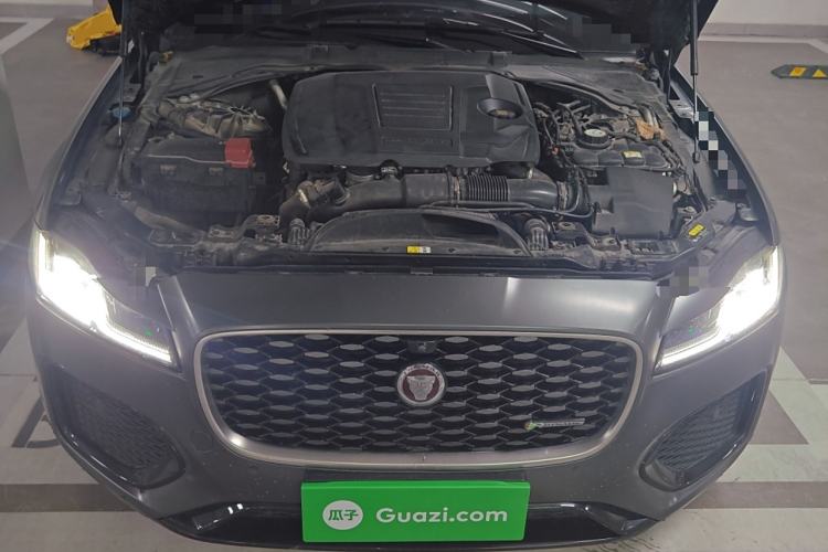 Used Jaguar XFL 2021 XFL 2.0T P250 Two-Wheel-Drive Elite Sport Edition Engine Bay