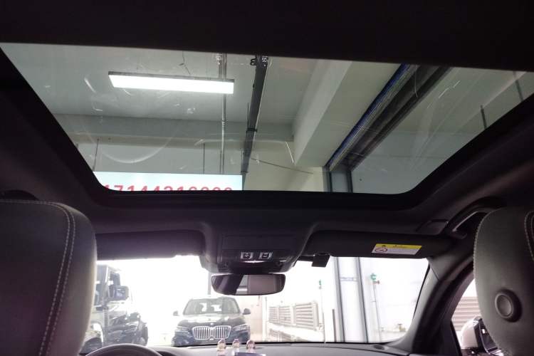 Used Jaguar XFL 2021 XFL 2.0T P250 All-Wheel-Drive Shimmering Black Sport Edition Headliner