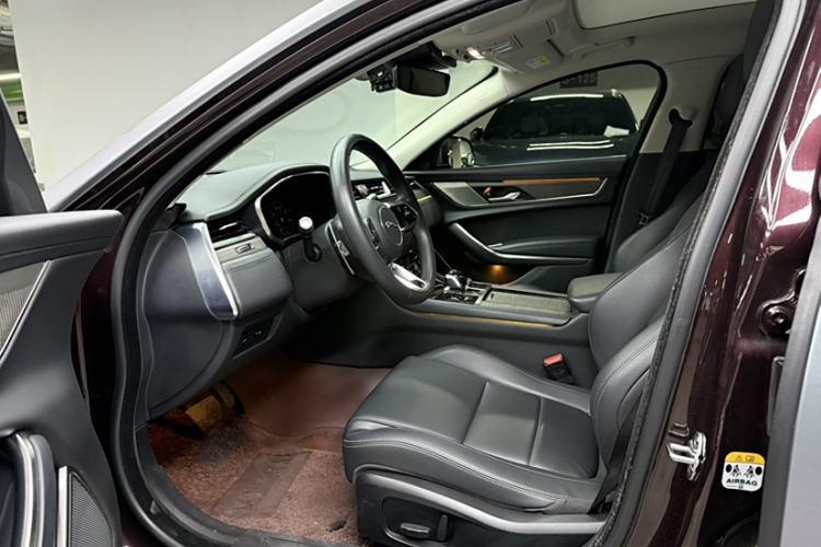 Used Jaguar XFL 2021 XFL 2.0T P200 Two-Wheel-Drive Elite Luxury Edition Interior 1