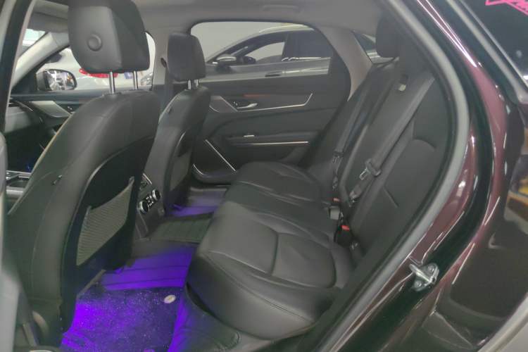 Used Jaguar XFL 2021 XFL 2.0T P250 Two-Wheel-Drive Luxury Deluxe Edition Left Rear Seat